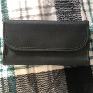 Artistry makeup brush case